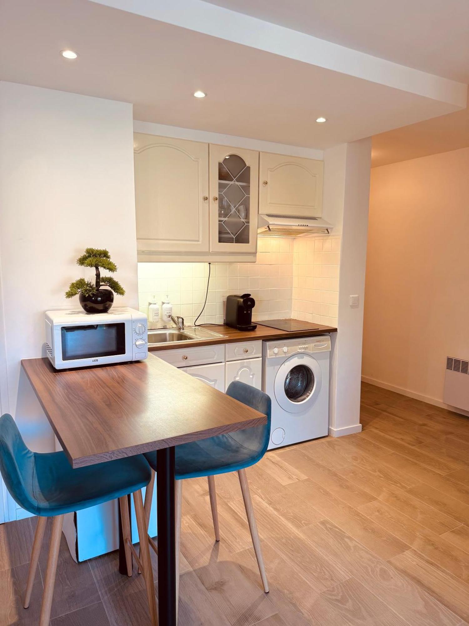 Claelle Appartment - 200M Beach Mandelieu Zewnętrze zdjęcie