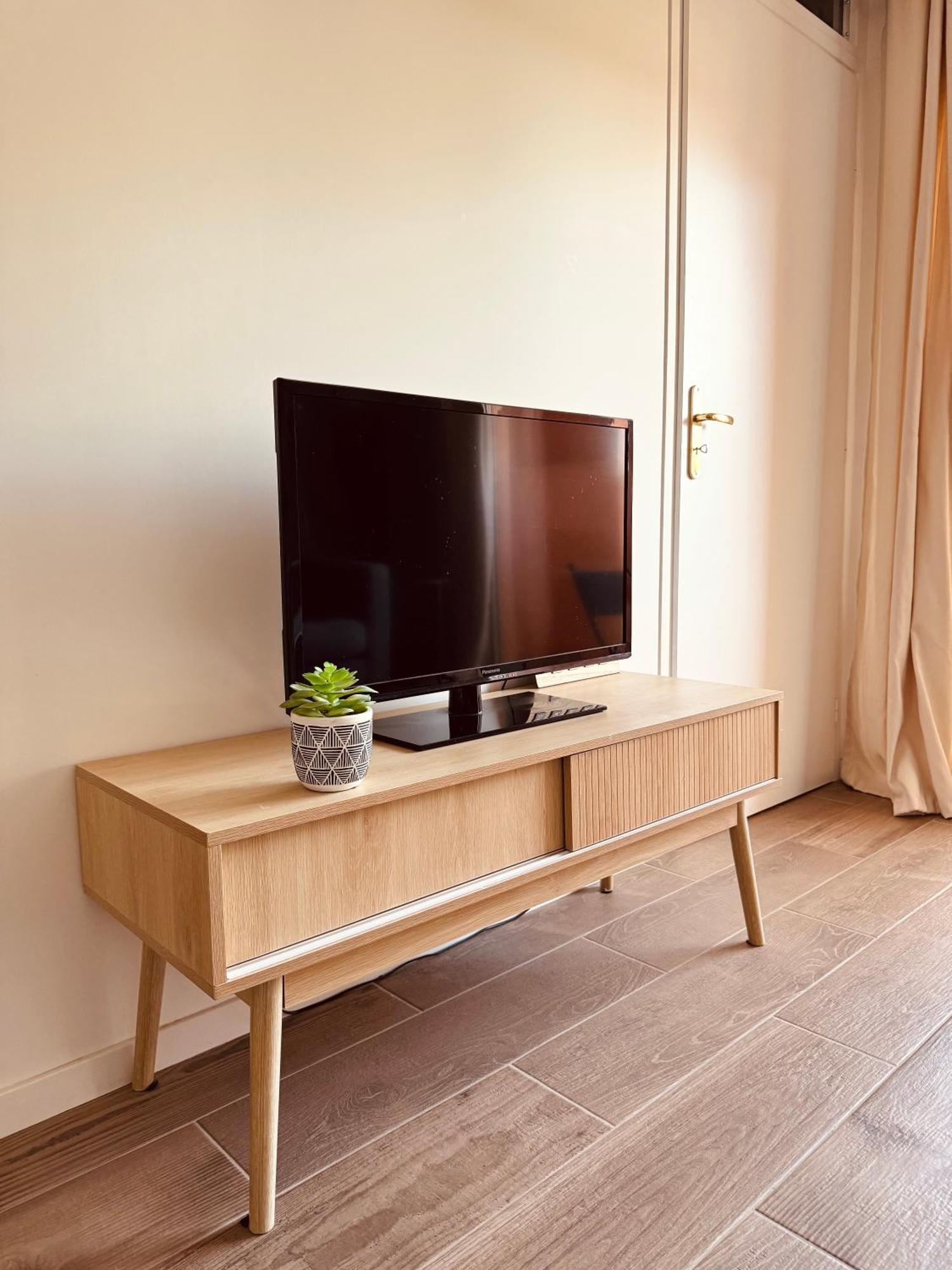 Claelle Appartment - 200M Beach Mandelieu Zewnętrze zdjęcie